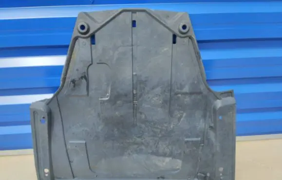 Renault Laguna II Engine splash shield/under tray 3700040973