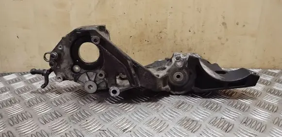 Volkswagen PASSAT CC Generator/alternator bracket 03L903143Q
