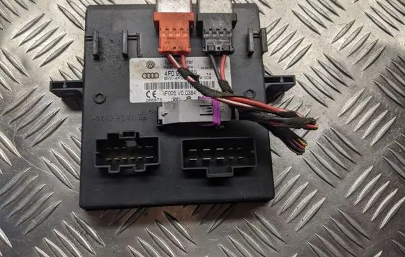 Audi A6 S6 C6 4F Comfort/convenience module 4F0907279