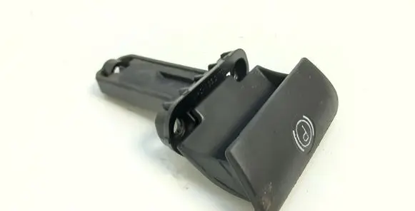 Volvo XC90 Hand brake release handle 8683963