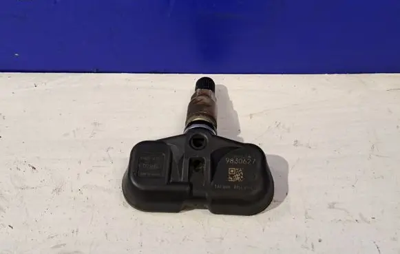 Lexus GX J120 Tire pressure sensor 9830627 10C07218E1