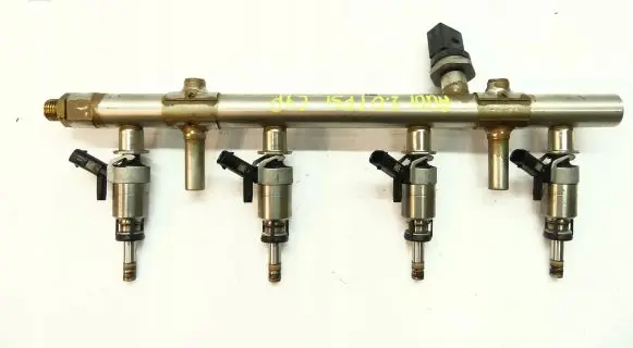 Audi A7 S7 4G Fuel main line pipe 06K133317G 06J906051F