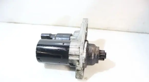 Volkswagen Golf V Starter motor