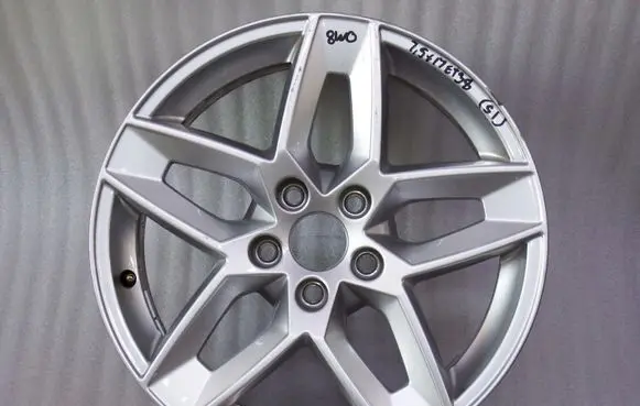 Audi A4 S4 B9 8W R17 alloy rim 