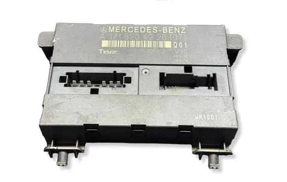 Mercedes-Benz SLK R171 Other control units/modules A1718204226 00000320C2
