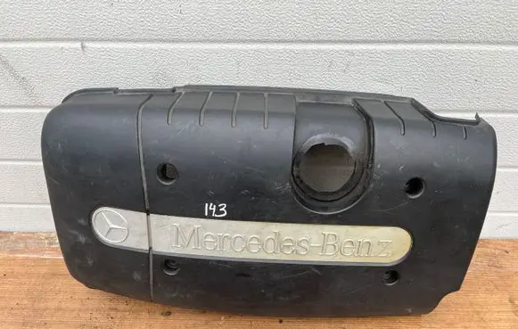 Mercedes-Benz E W210 Engine cover (trim) A6110100367 A6GE10M2 A60F10112