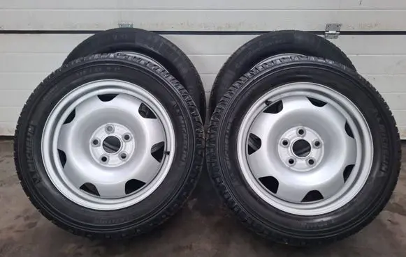 Volkswagen Transporter - Caravelle T6 R17 alloy rim 