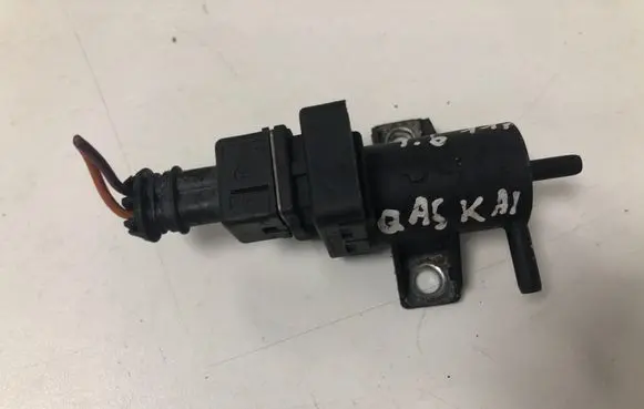 Nissan Qashqai Turbo solenoid valve 8200762162