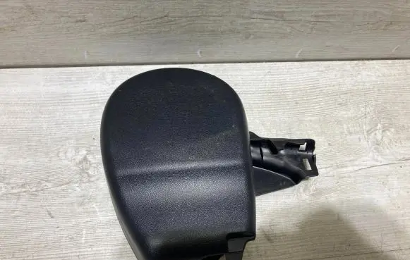 Toyota Yaris Front door seat control surround trim 71862-0D150