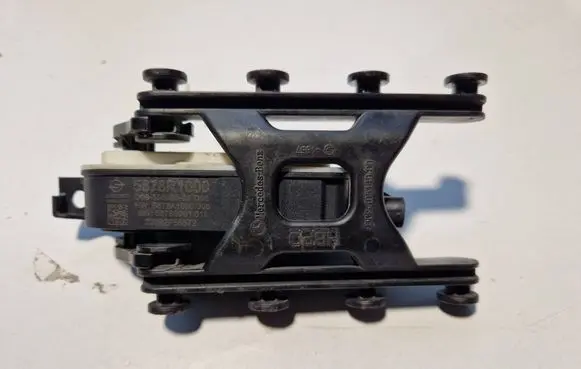 Mercedes-Benz CLA C118 X118 Air flap motor/actuator 5878R1000 5878A100000