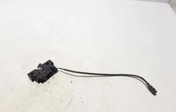 Engine bonnet (hood) release handle