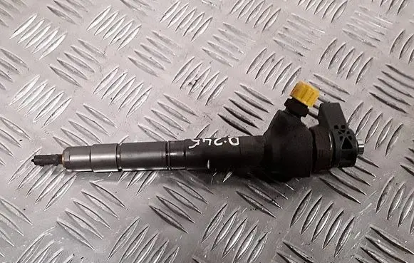 Fuel injector