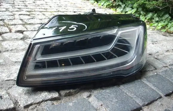Audi A8 S8 D4 4H Headlight/headlamp 4h0941035