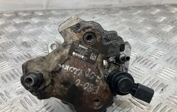 BMW 3 E90 E91 Fuel injection high pressure pump 7788670