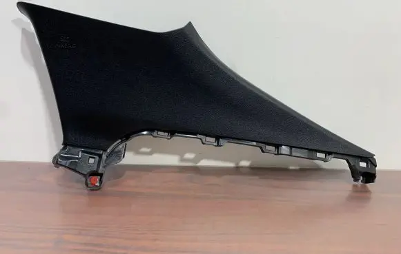 Toyota Prius (XW50) (C) pillar trim 6247047120