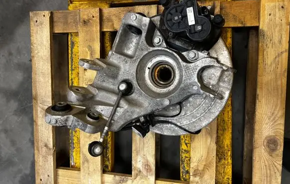 Land Rover Discovery 5 Rear brake caliper LK72-2K328-AC LK722K328AC GX73-2C029-AB
