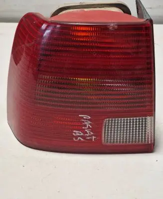 Volkswagen PASSAT B5 Rear/tail lights 3B5945095F