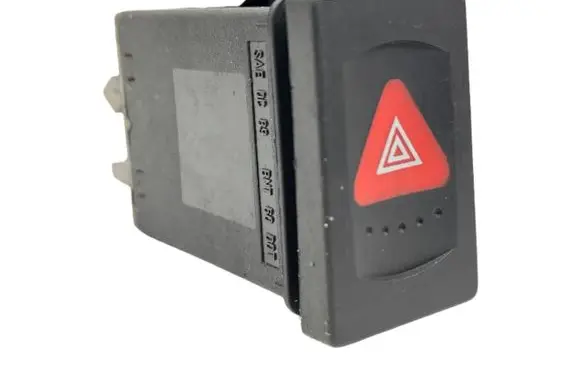 Volkswagen PASSAT B5.5 Hazard light switch