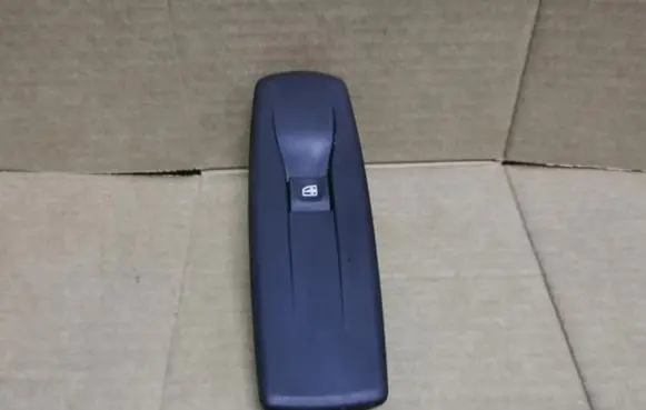 Renault Laguna I Quarter vent window switch PRZEŁĄCZNIK SZYB RENAULT LAGUNA III 07-14 EU