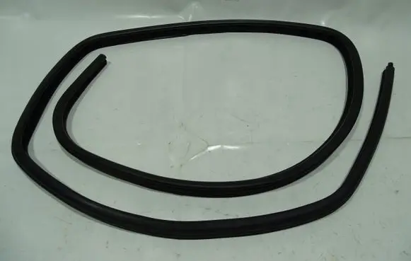 BMW 3 E90 E91 Rubber seal loading door 7119966BMW