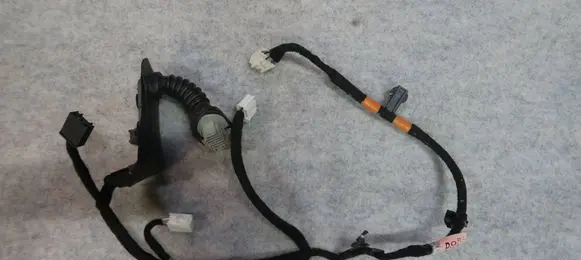 Mazda 3 III Front door wiring loom K5458