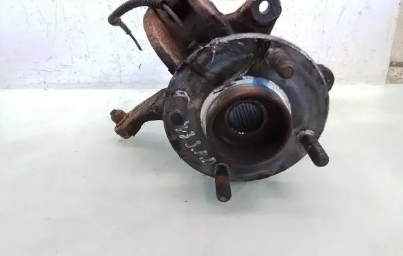 Ford Fusion Front wheel hub