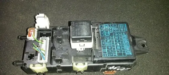 Mitsubishi Space Star Fuse box set mb953355 1j10-0575
