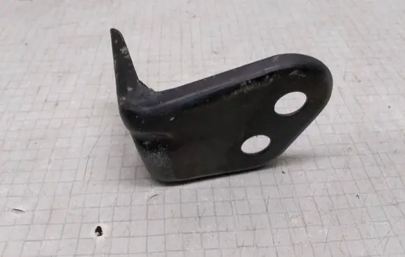 Volkswagen Transporter - Caravelle T5 Radiator support slam panel bracket 7E0805177