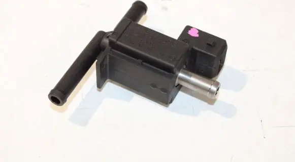 Nissan Qashqai Turbo solenoid valve 70134303 8200603558