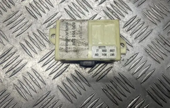 Audi A4 S4 B5 8D Immobilizer control unit/module 8D0953234