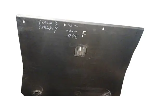 Tesla Model 3 Engine splash shield/under tray 