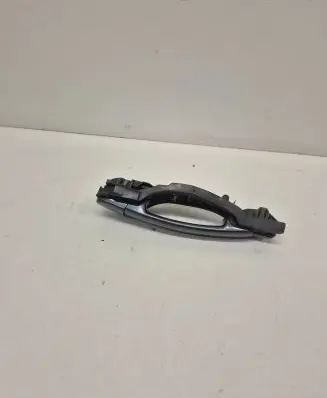 Skoda Octavia Mk2 (1Z) Front door coupe exterior handle/bracket 6q0837885 6y0837885