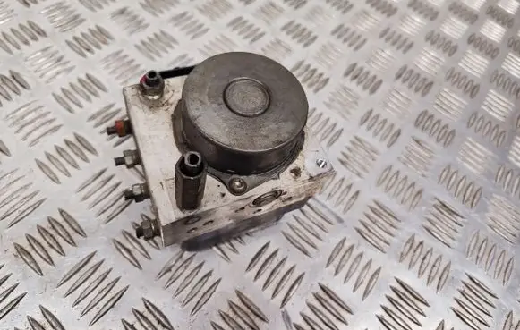 Toyota Verso-S ABS Pump 4454052241 8954152B01