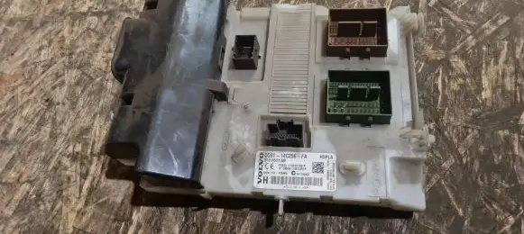 Volvo V70 Comfort/convenience module CG9T14C256FA 31314511AB