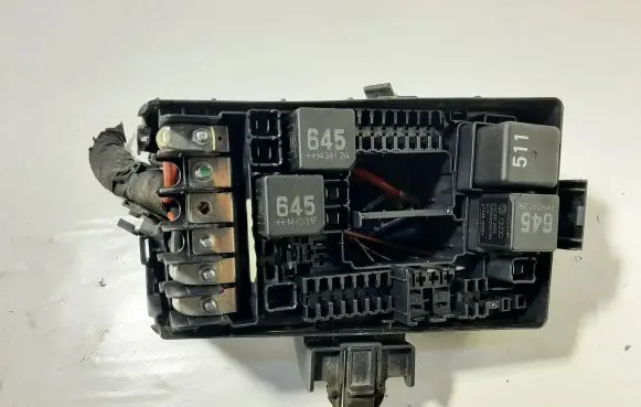 Volkswagen Golf VII Fuse module 5Q0907361C