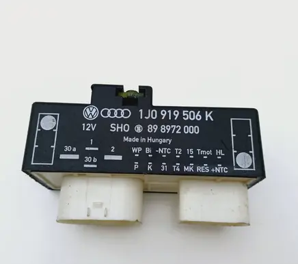 Coolant fan relay