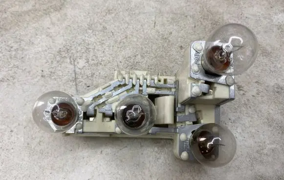 BMW 3 E90 E91 Tail light bulb cover holder 7160075