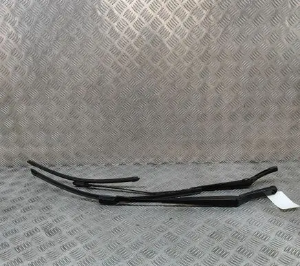 Cupra Formentor Windshield/front glass wiper blade 5FH955409A 5FH955410A