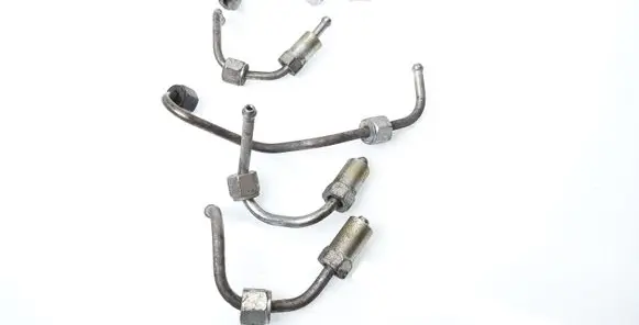 Opel Mokka Fuel line pipe