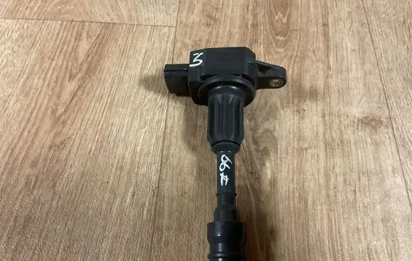 High voltage ignition coil