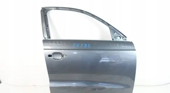 Audi Q3 8U Rear door