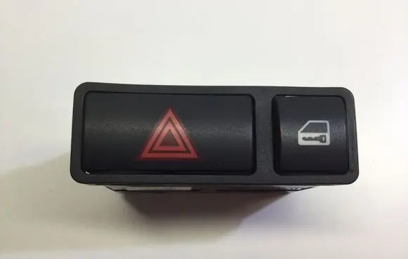 BMW 3 E46 Hazard light switch 8368920