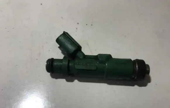 Toyota Prius (XW10) Fuel injector 2325021020 23250-21020