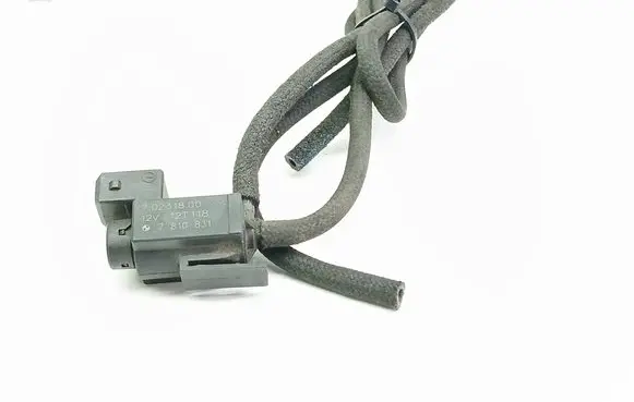 BMW 5 F10 F11 Turbo solenoid valve 7810831 70231800