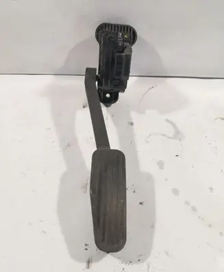 Volvo V70 Accelerator throttle pedal 30666659 6PV00853701