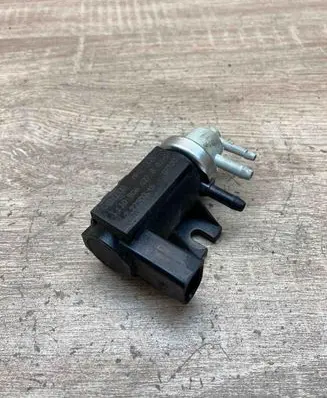 Volkswagen Transporter - Caravelle T5 Turbo solenoid valve 1J0906627B