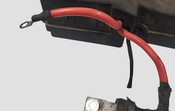 Volvo V40 Fuse box cover