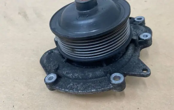 Mercedes-Benz E C207 W207 Water pump R6422010710