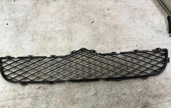 Citroen Jumper Front bumper upper radiator grill 1306600070