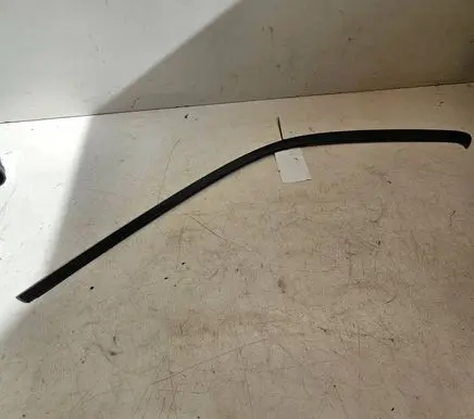 Audi Q7 4L Rear side glass trim 